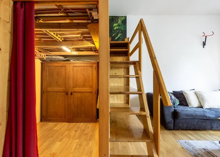Apartment Next To Stadthalle&westbahnhof *