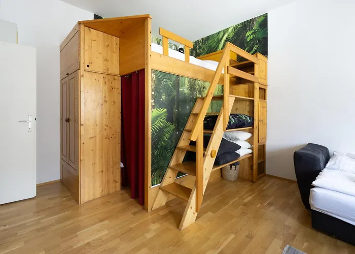 Apartment Next To Stadthalle&westbahnhof